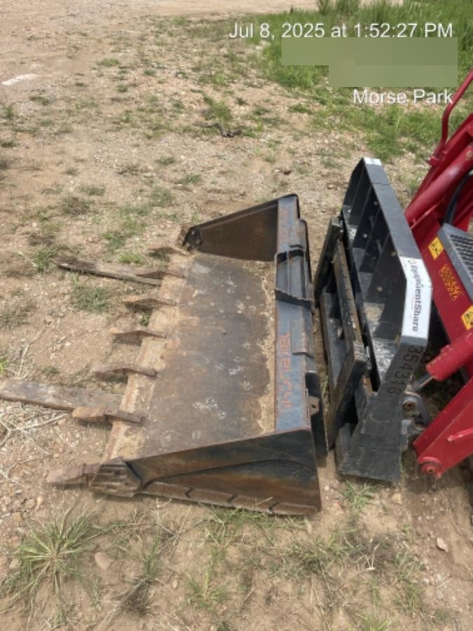 2023 CASE 48" Pallet Forks - Wheel Loader