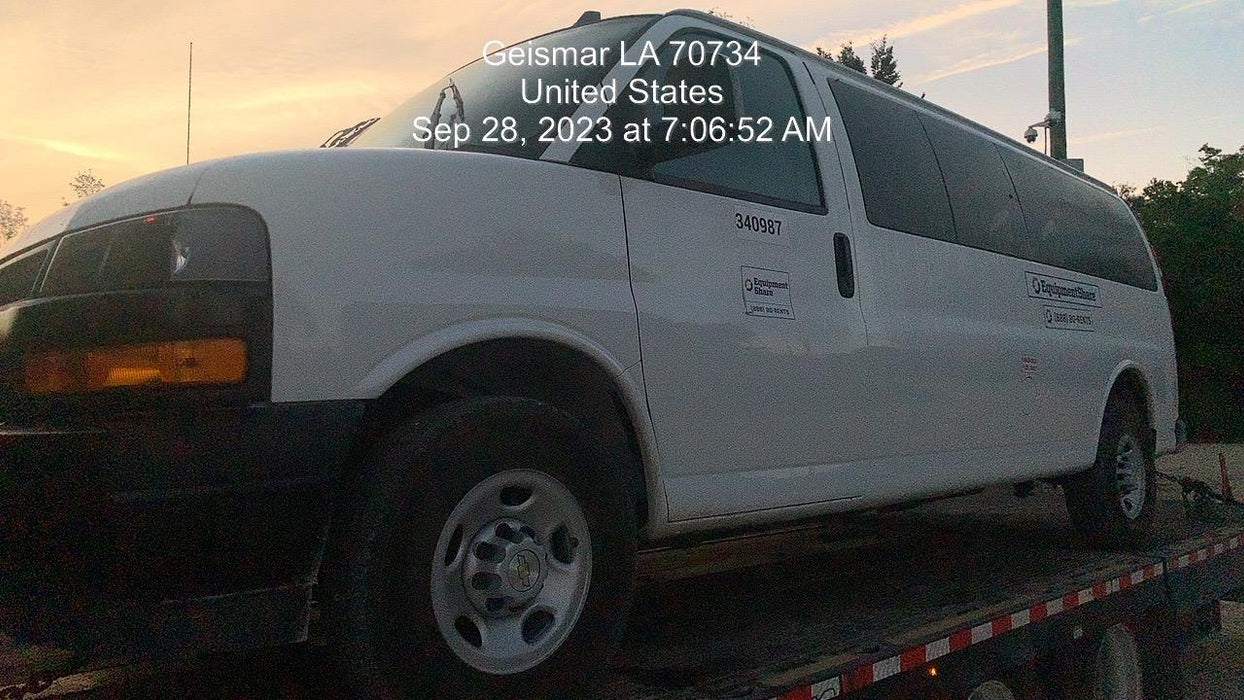 2023 CHEVROLET Express Van - Rental