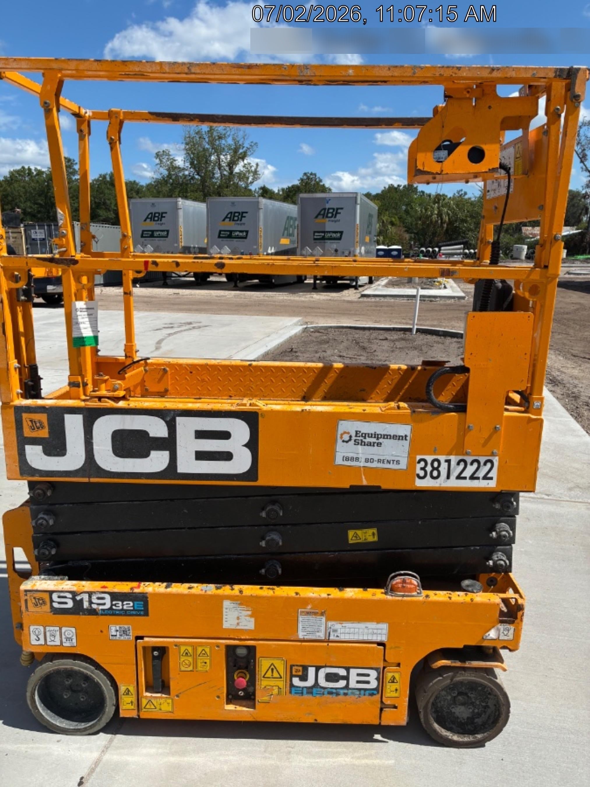 2024 JCB S1932E