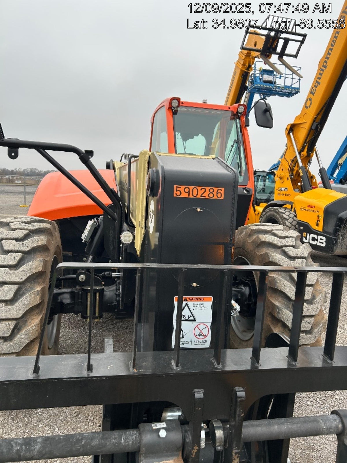 2025 JLG 1732