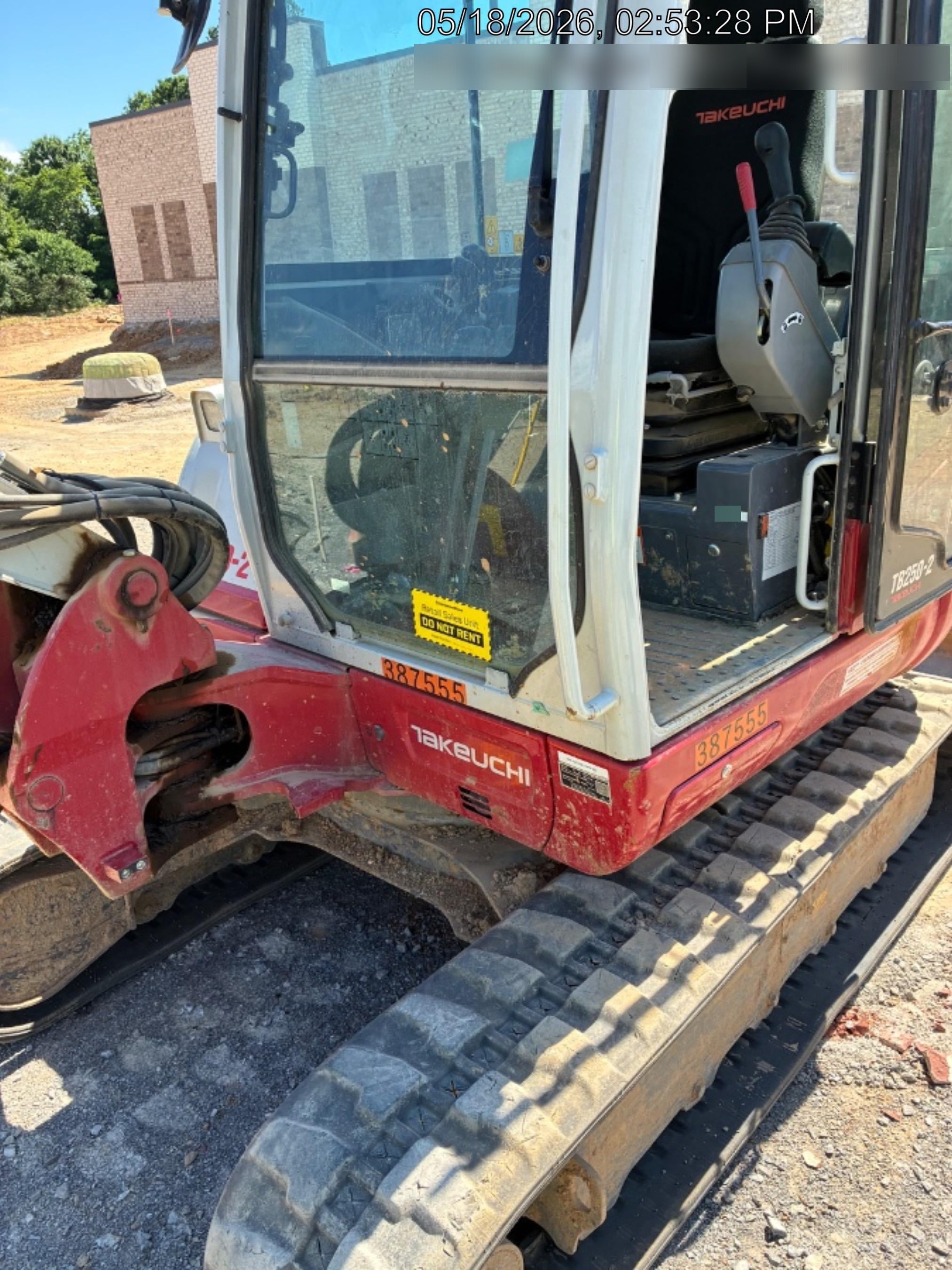 2023 TAKEUCHI TB250-2CR