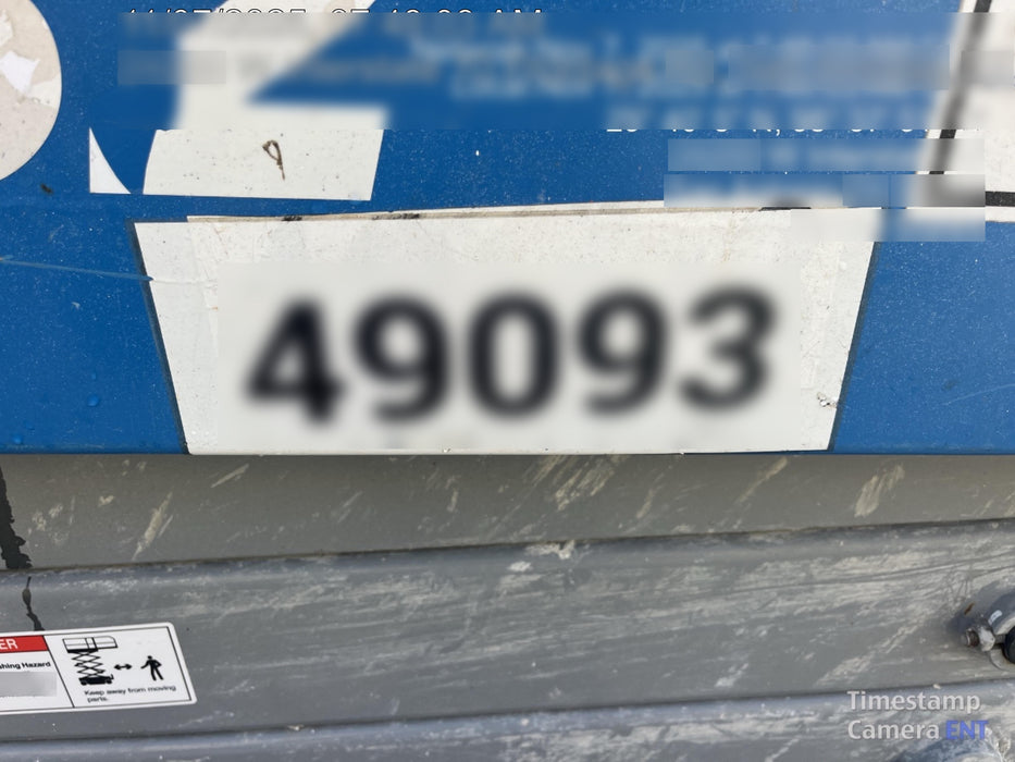 2019 Genie GS-2632 Folding rails with half height swing gate