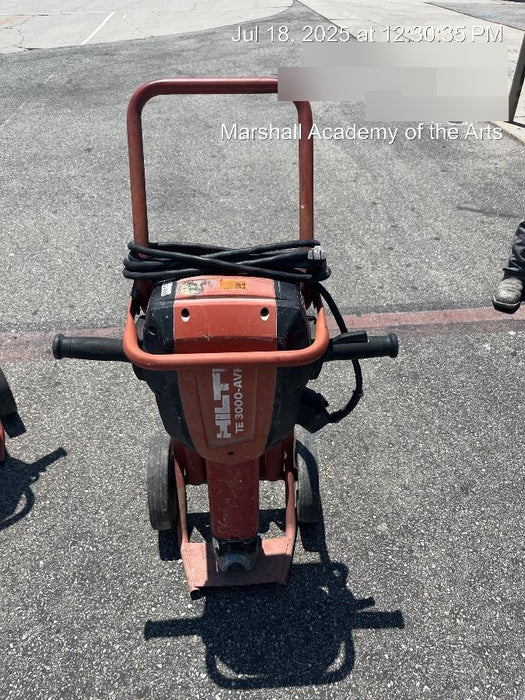 2020 HILTI TE 3000-AVR