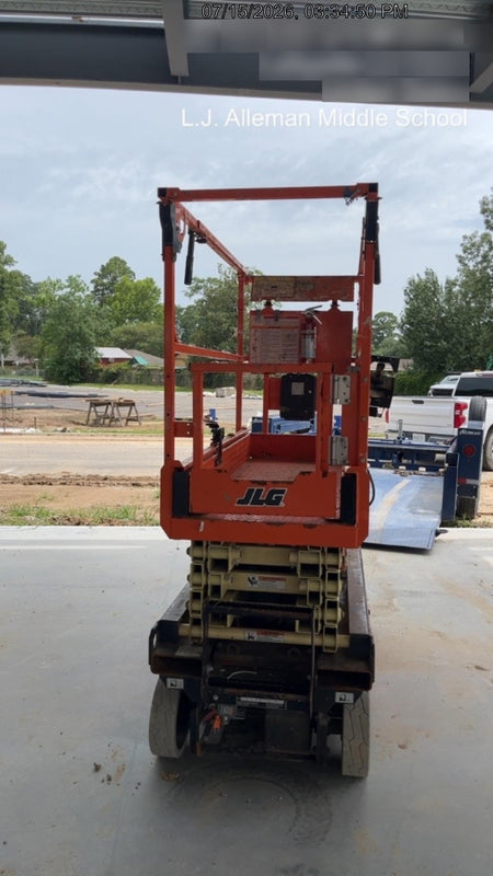2024 JLG ES1932