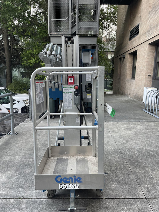 2019 GENIE AWP-30S