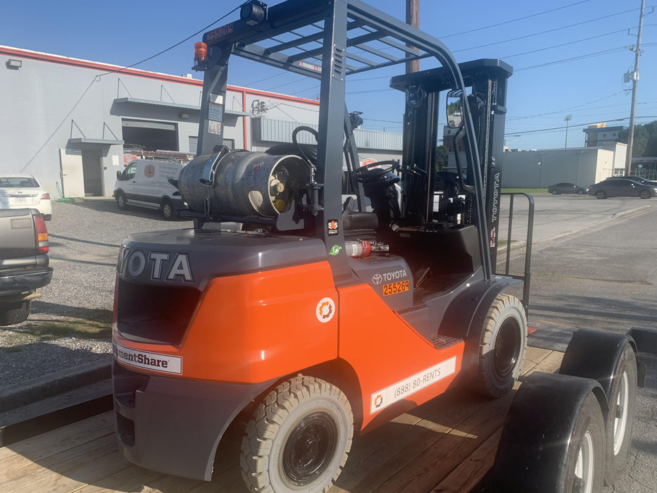 2022 TOYOTA 50-8FGU25