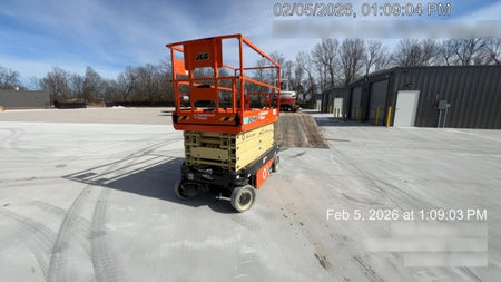 2022 JLG ES3246