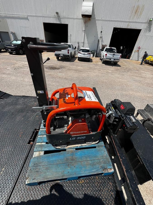 2024 HUSQVARNA LG300