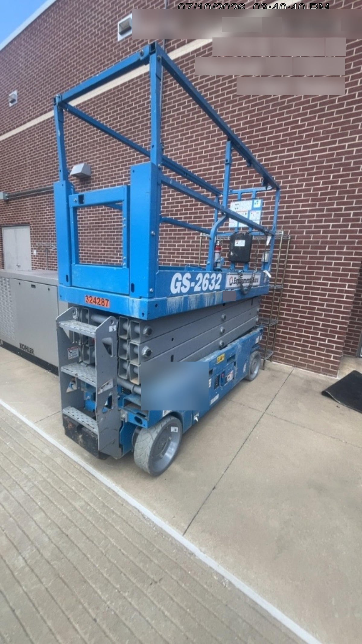 2023 GENIE GS-2632