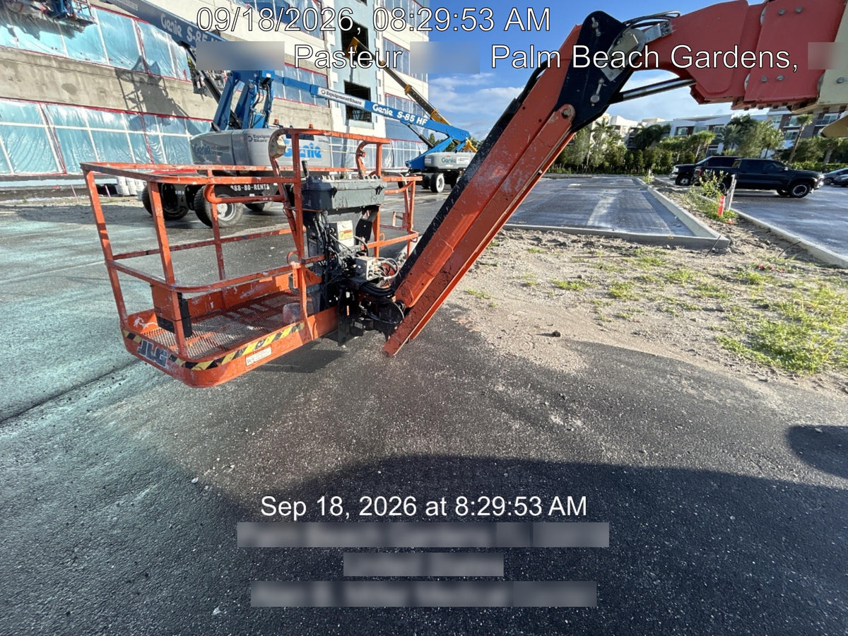 2022 JLG 660SJ