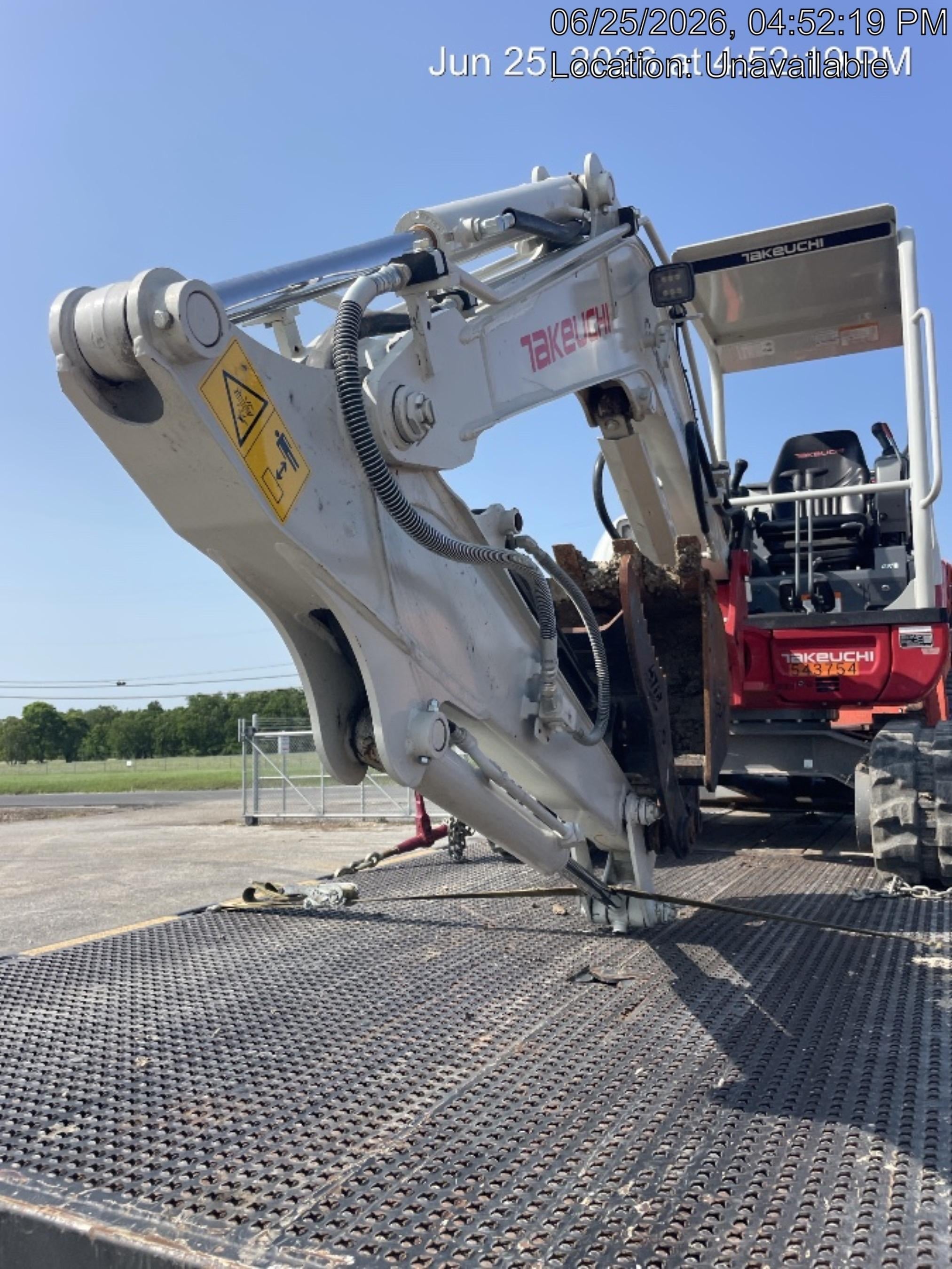 2025 TAKEUCHI TB235-2R