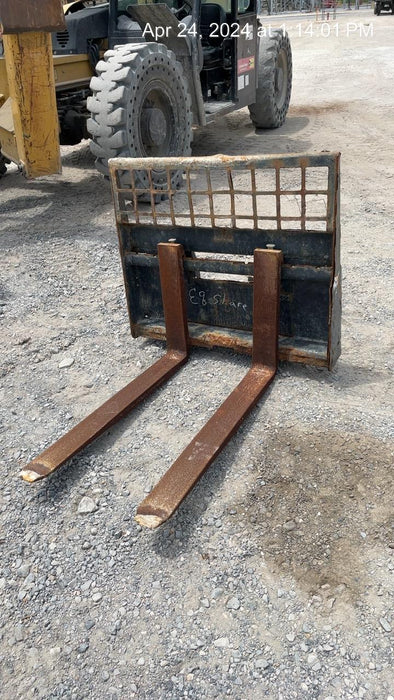 2019 WOODS 48" Pallet Forks - Woods