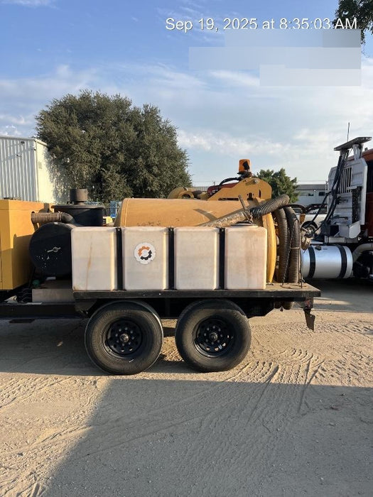 2023 VAC-TRON LP573XDT