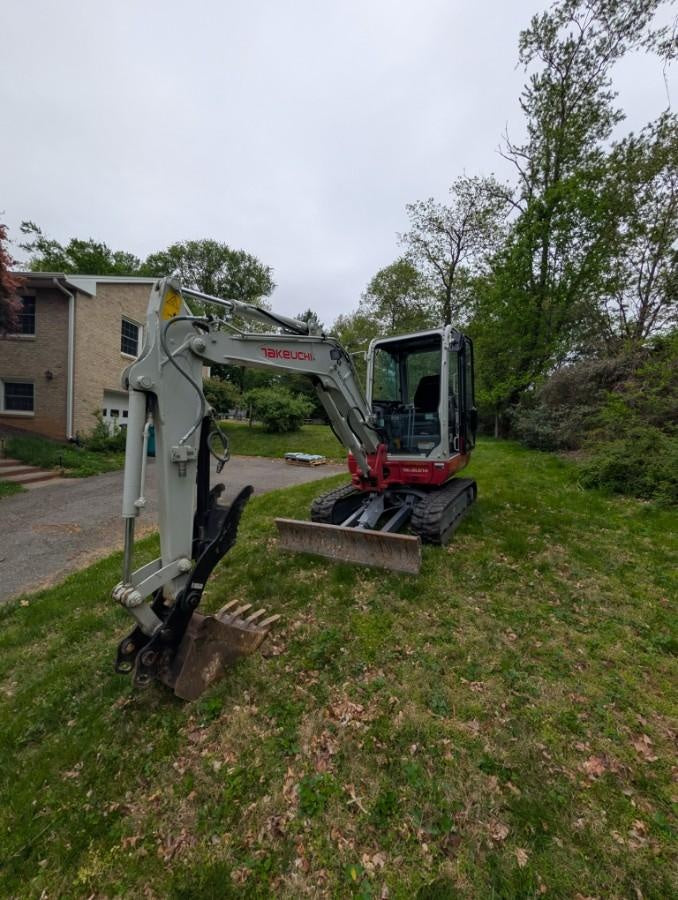 2025 TAKEUCHI TB235-2CR