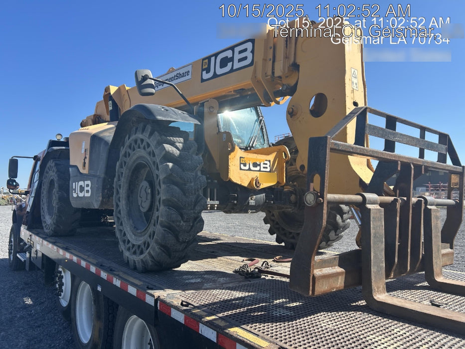 2019 JCB 509-42 Cab/Heat/Air, 74 HP, Solid Tires, STD Worklight, Beacon, Aux Hydraulics, Lifting Eye, Back up Alarm w/66" Carriage/60" Forks