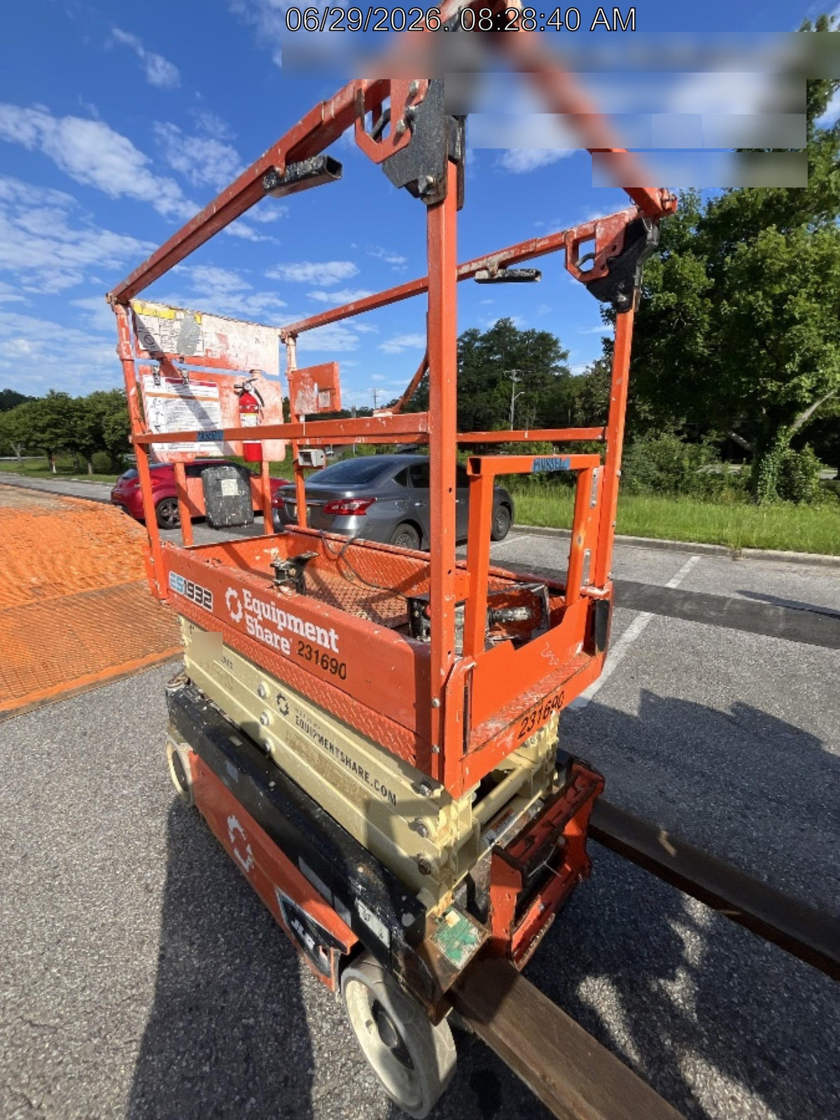 2022 JLG ES1932