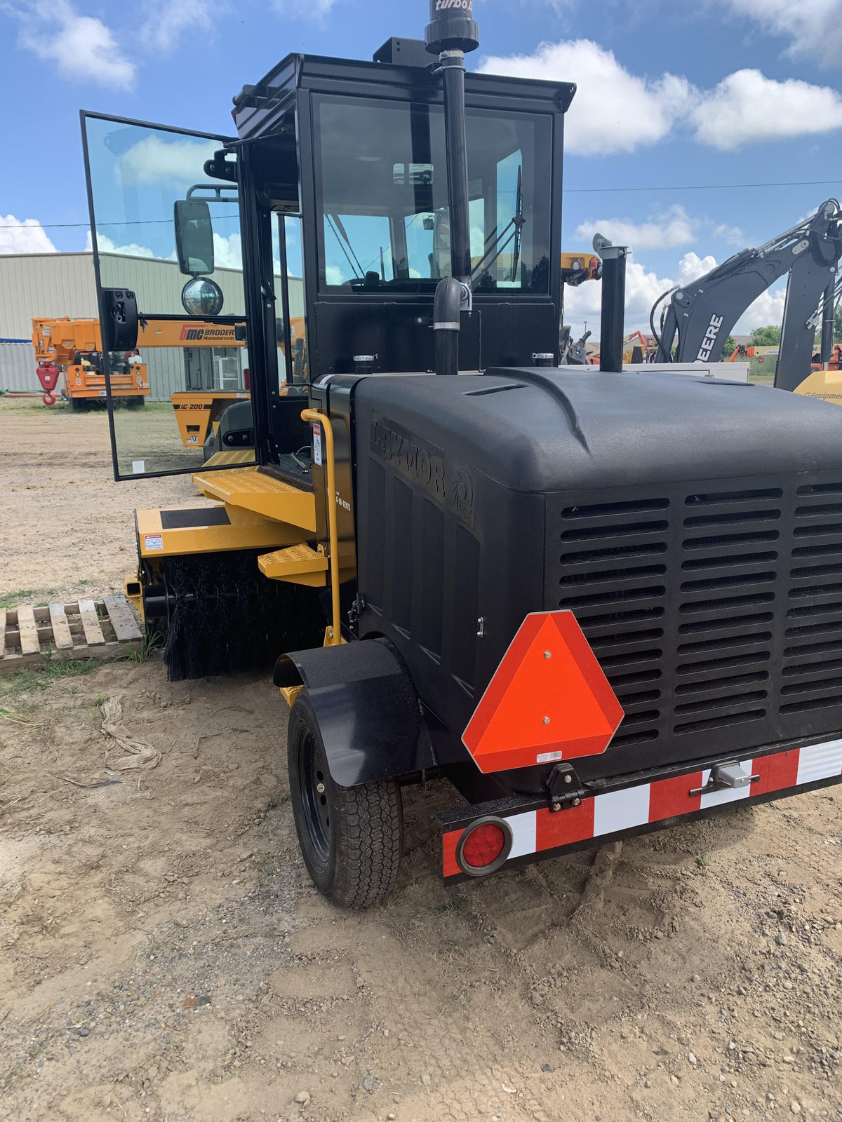 2022 LAYMOR SM450