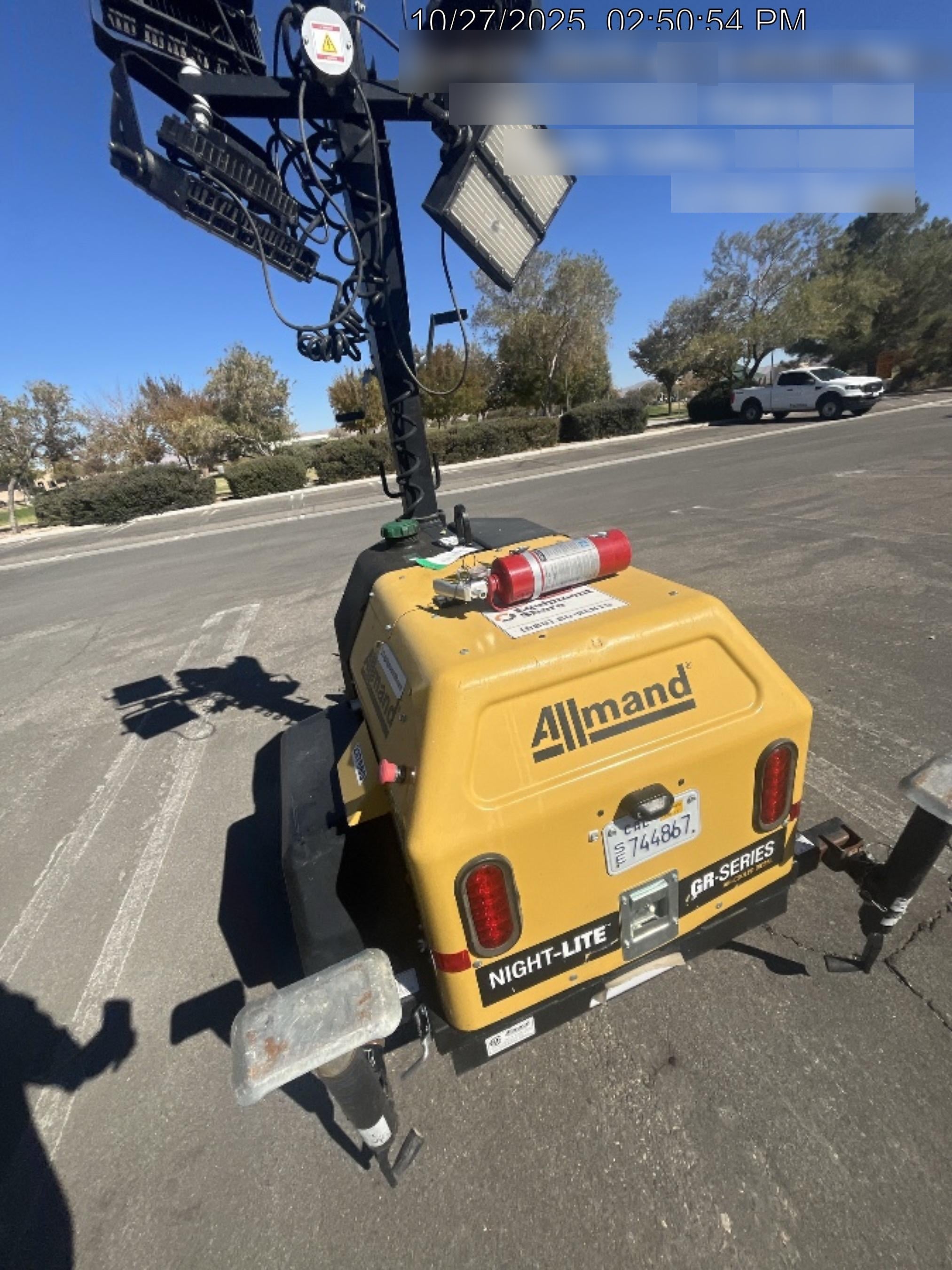 2022 Allmand NLV3GR (4) LED Light Fixture 350W, 23' Vertical Mast, 3kW Prime, Towable, ES Decals, T3