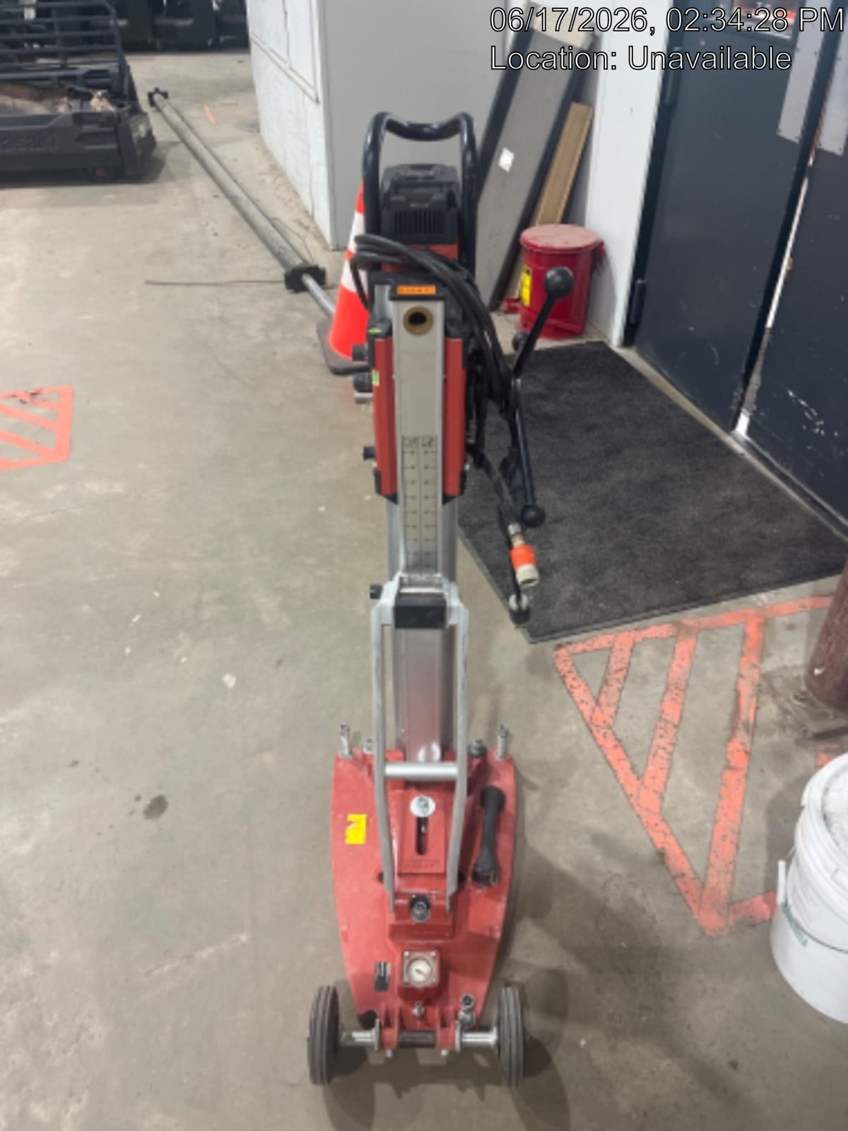 2023 HILTI DD250E