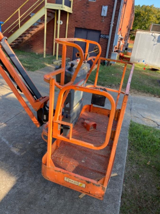2019 JLG 450AJ