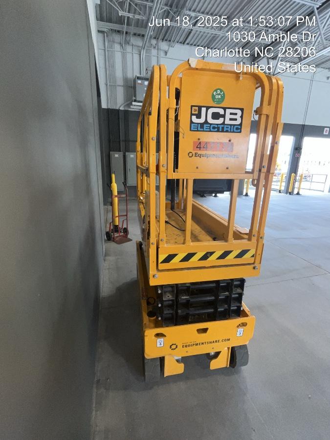 2024 JCB S1932E