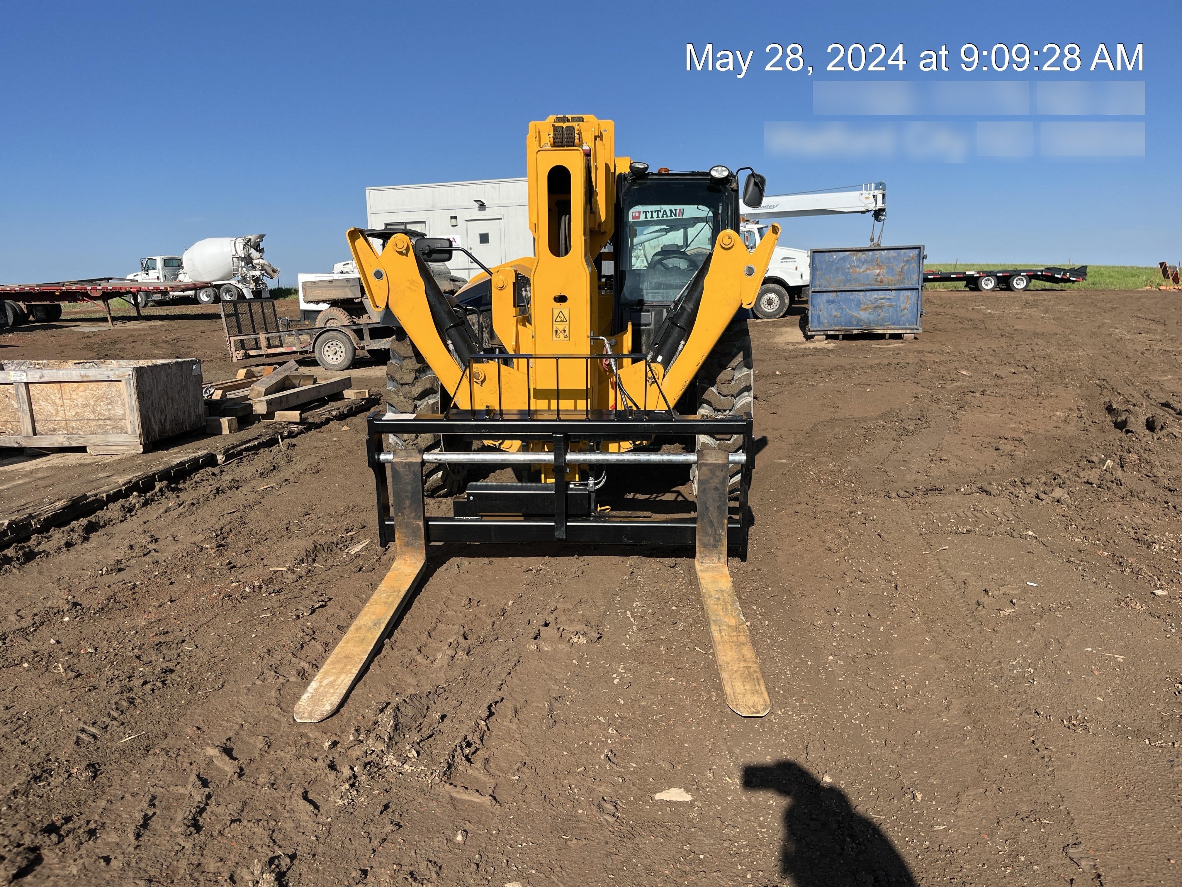 2024 JCB 333/D2216