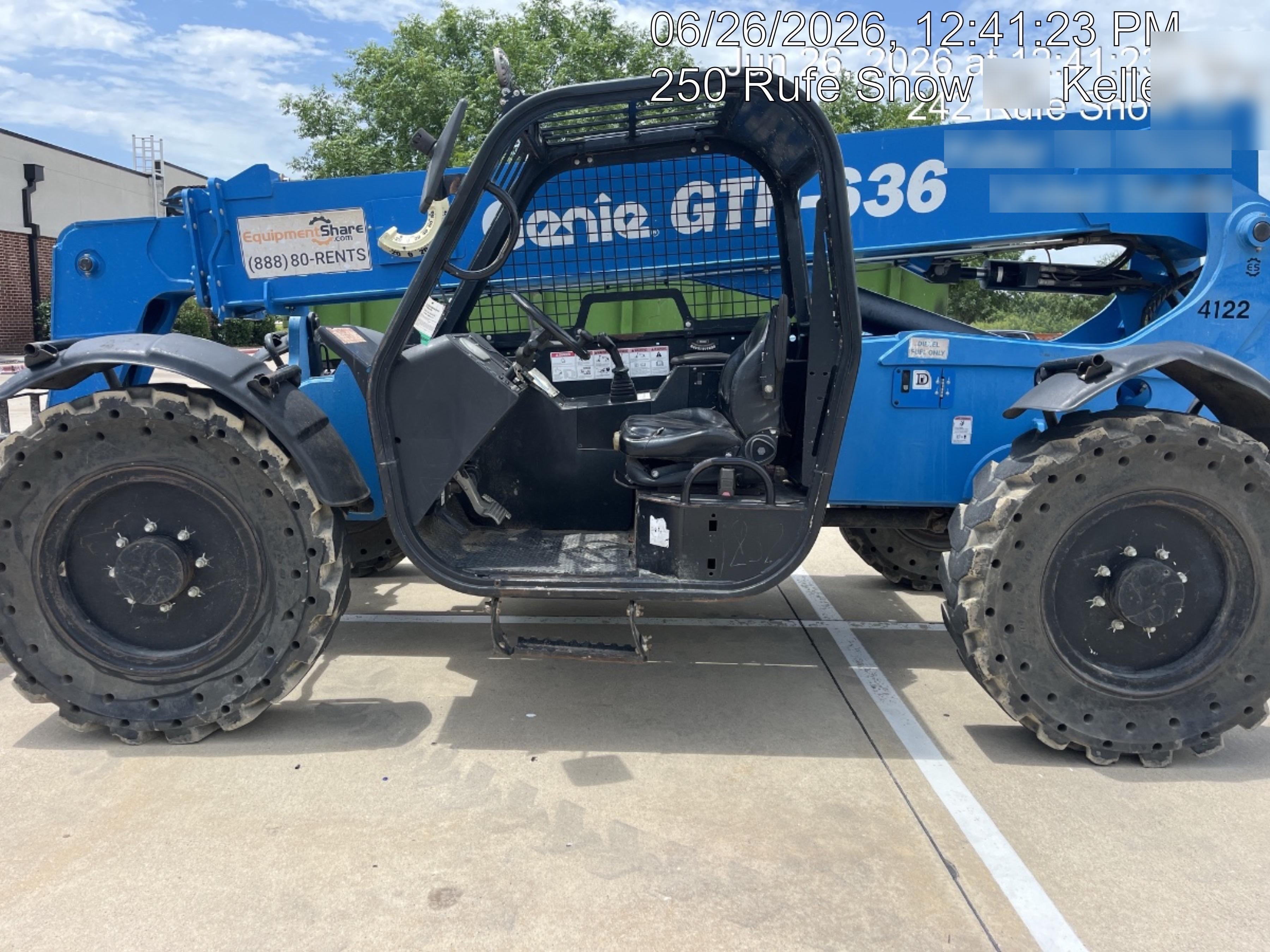 2017 GENIE GTH-636