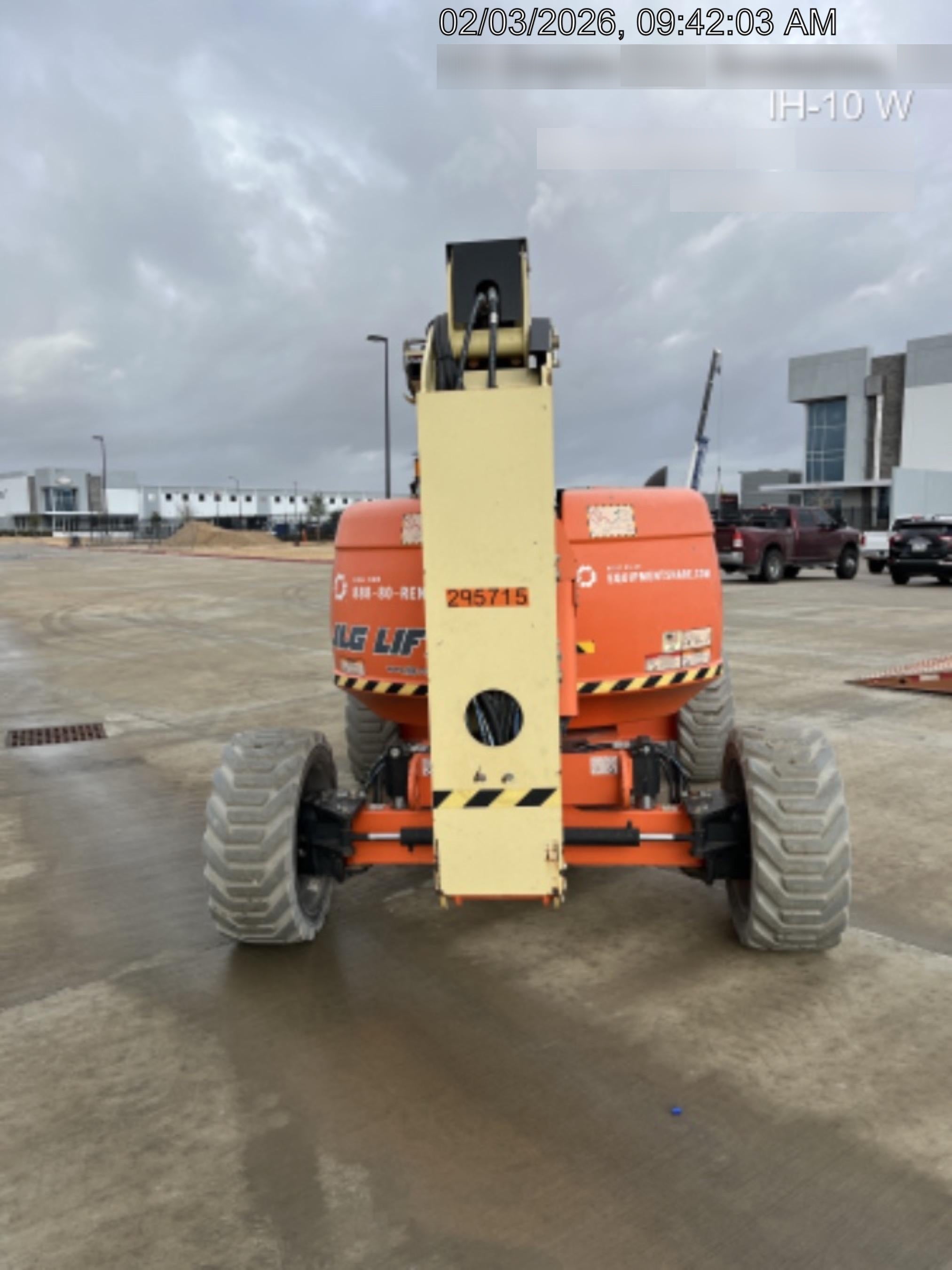 2023 JLG 600AJ