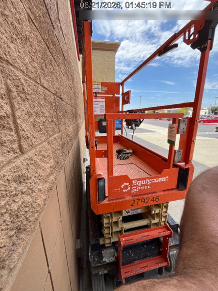 2022 JLG R1932