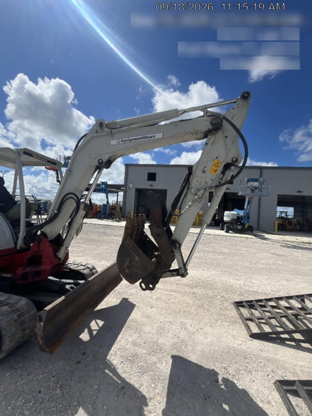 2023 TAKEUCHI TB250-2R