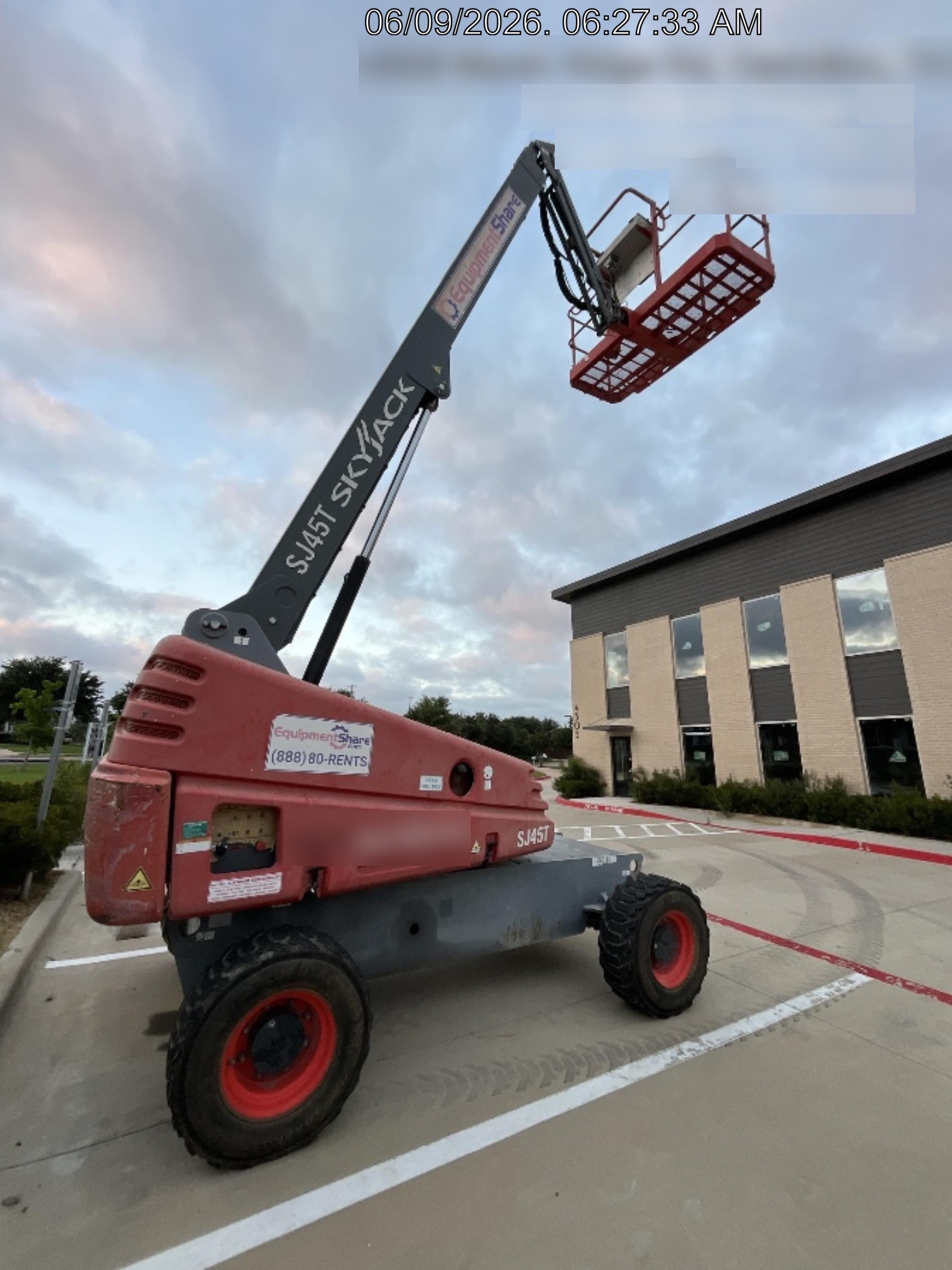 2016 SKYJACK SJ45T+