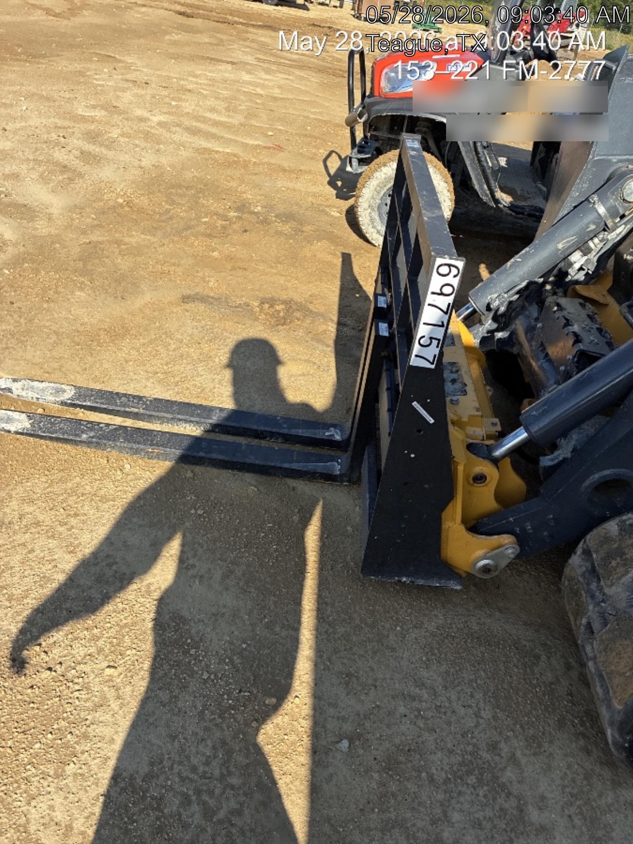 2026 ARROW MATERIAL HANDLING 48" Pallet Forks - Arrow