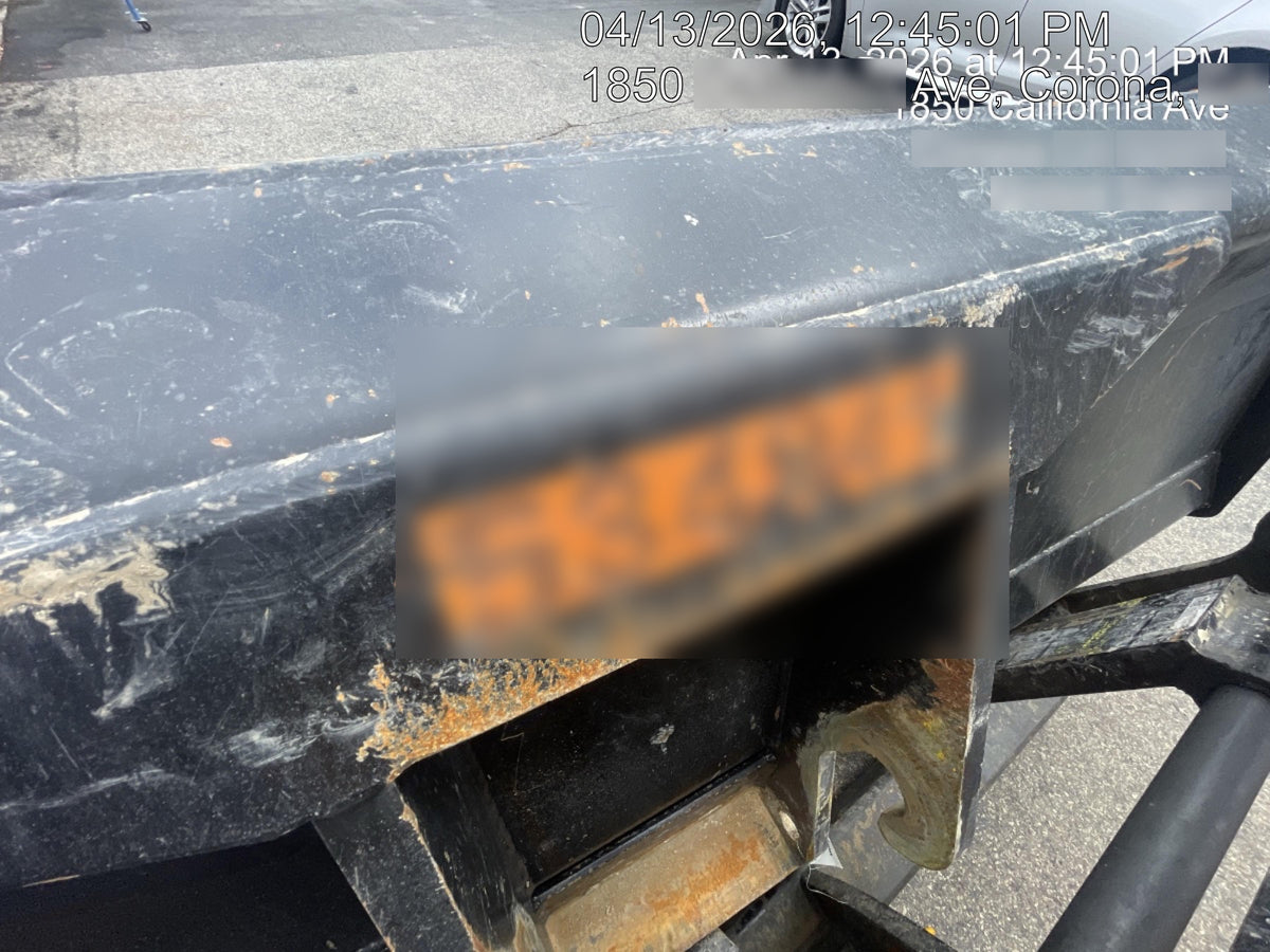 2025 JLG 1001100823