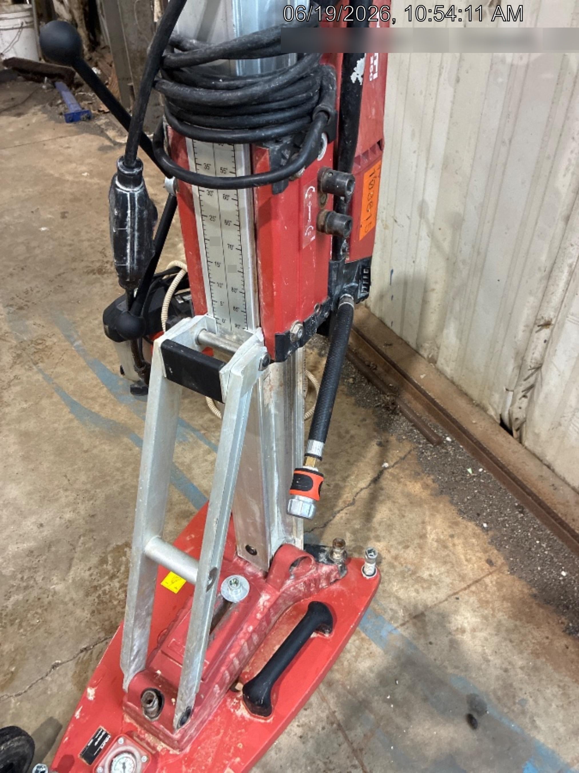 2020 HILTI DD250E