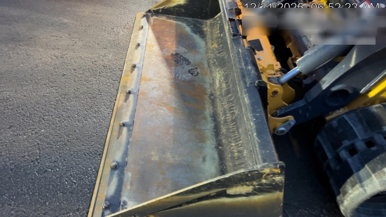 2025 JOHN DEERE 84" Bucket - John Deere