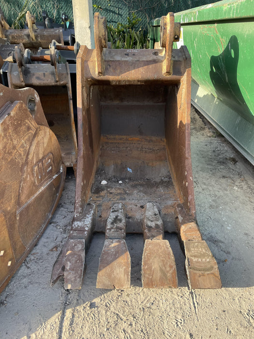 2017 CASE 36" Bucket - Case