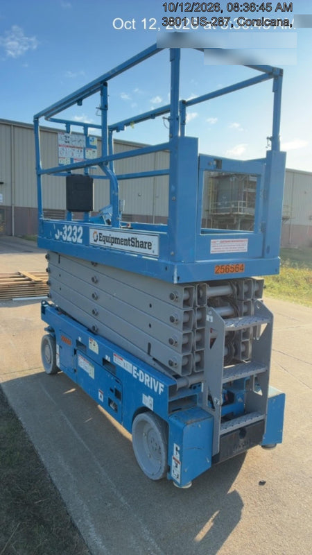 2022 GENIE GS-3232