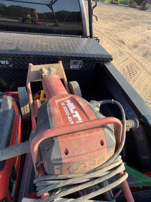 2020 HILTI TE 3000-AVR