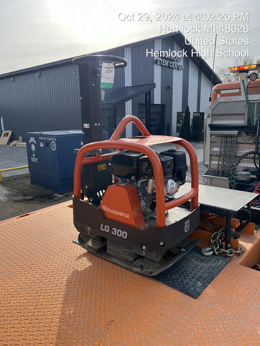 2024 HUSQVARNA LG300