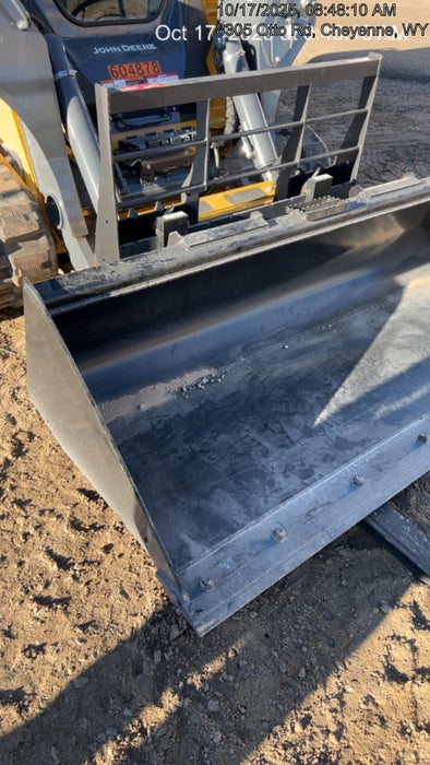 2025 JOHN DEERE 84" Bucket - John Deere