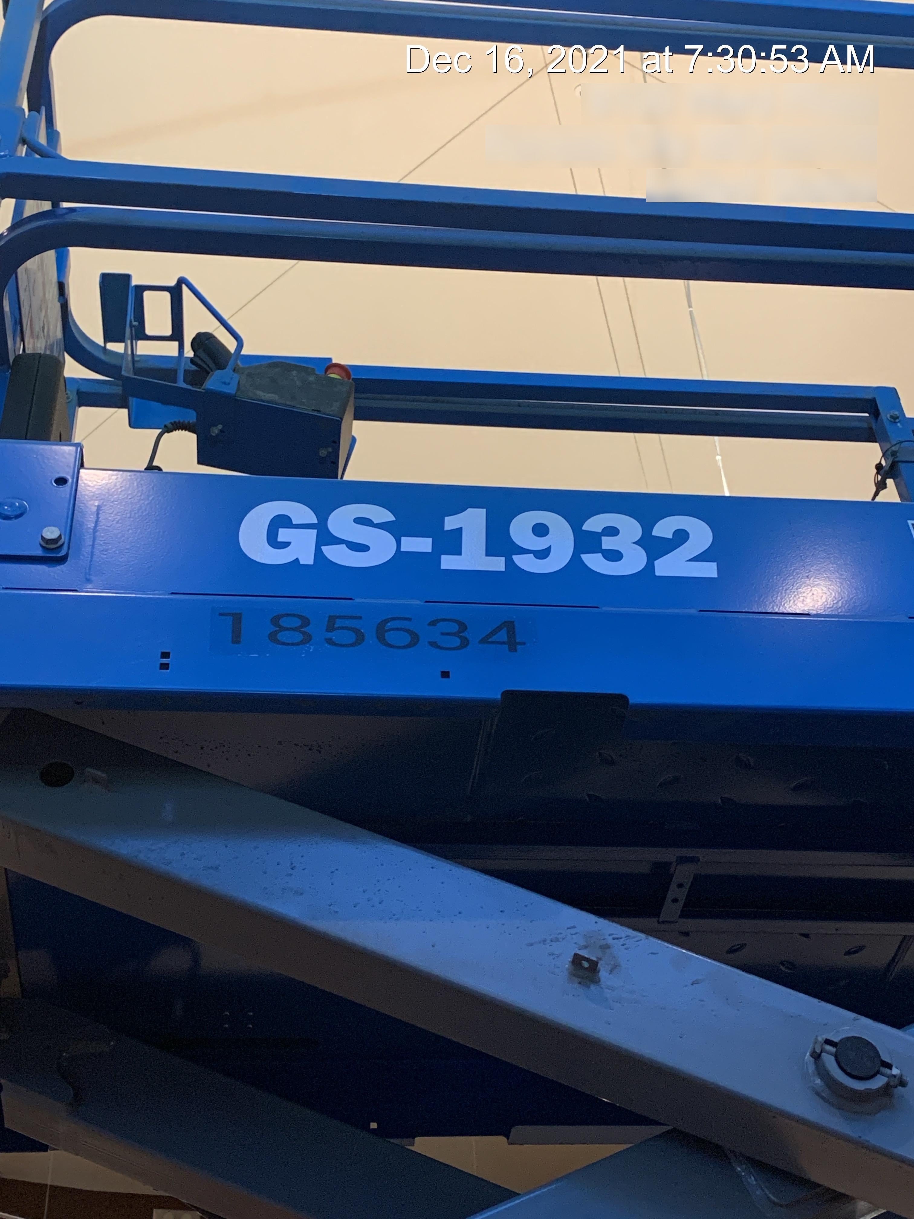 2021 GENIE GS-1932