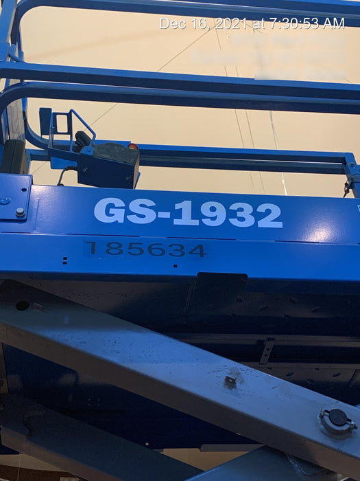 2021 GENIE GS-1932