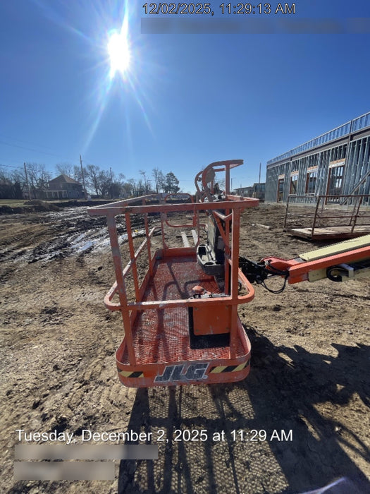 2021 JLG 400S