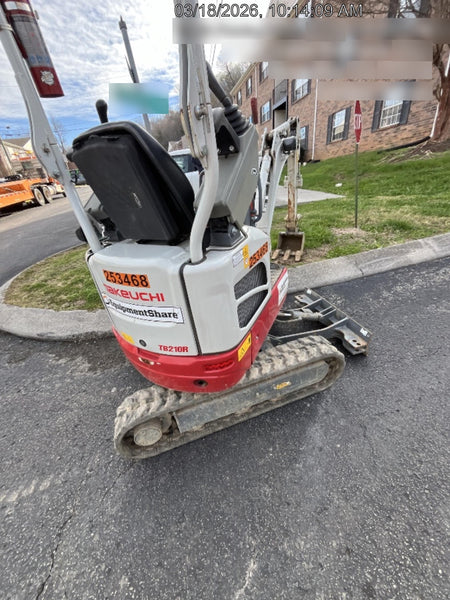 2022 TAKEUCHI TB210R