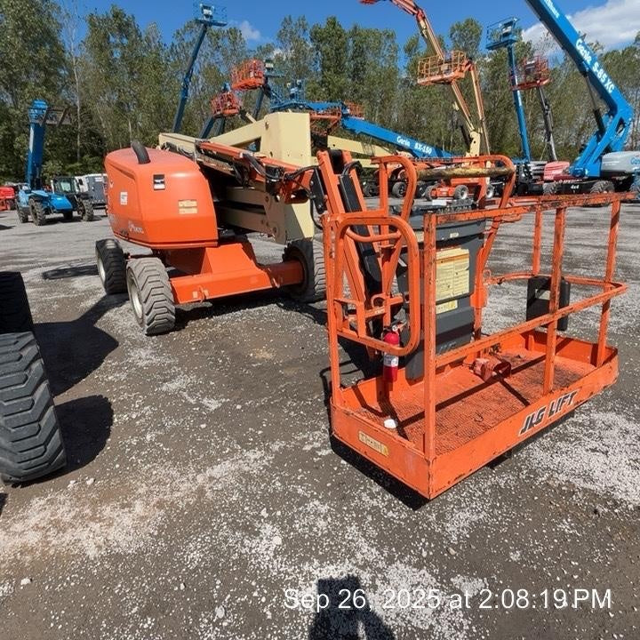 2019 JLG 450AJ