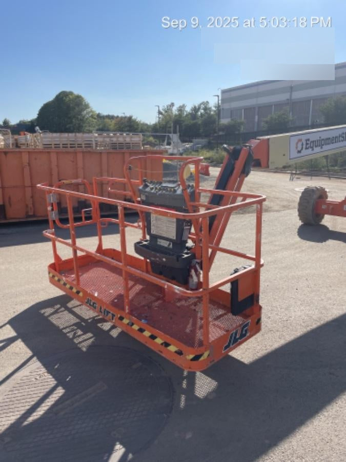 2021 JLG EC600SJ