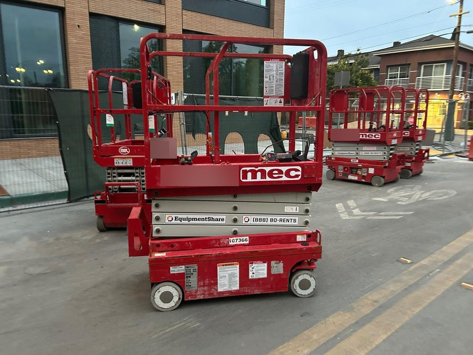 2020 MEC 1330SE Solid NM Tires, Steel Swing out Doors, LCS, Beacon, 900W Inverter