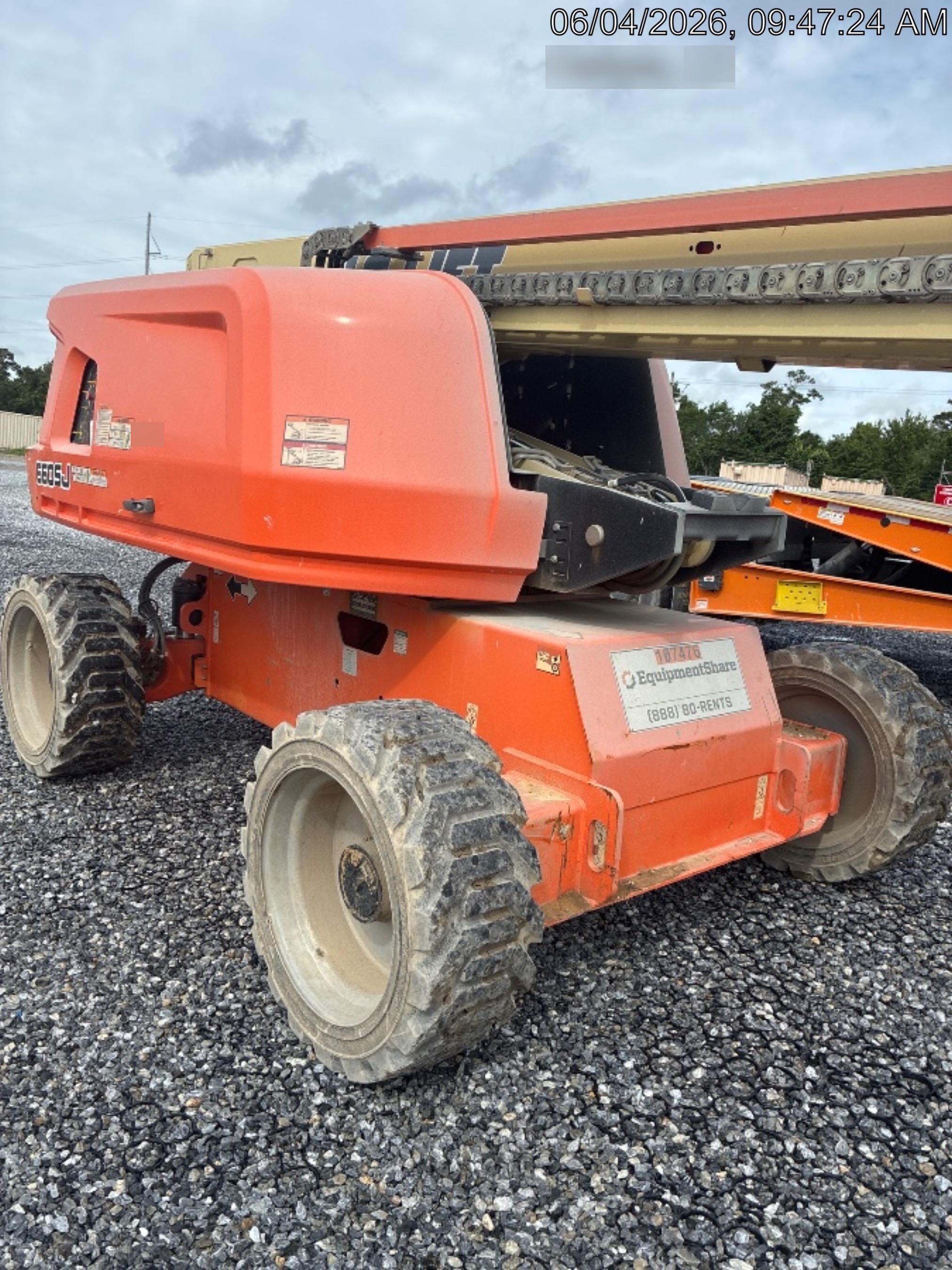 2020 JLG 660SJ