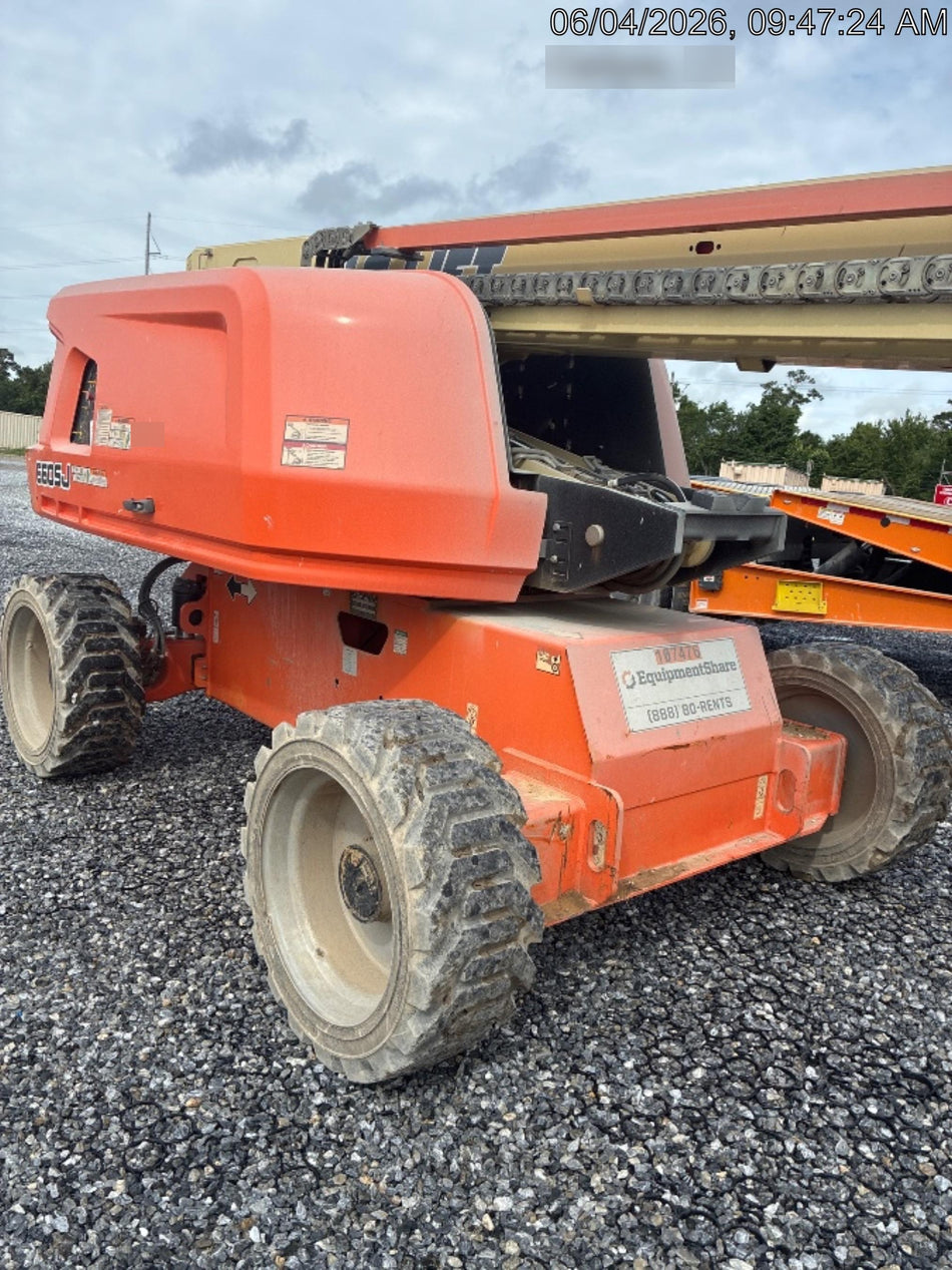2020 JLG 660SJ