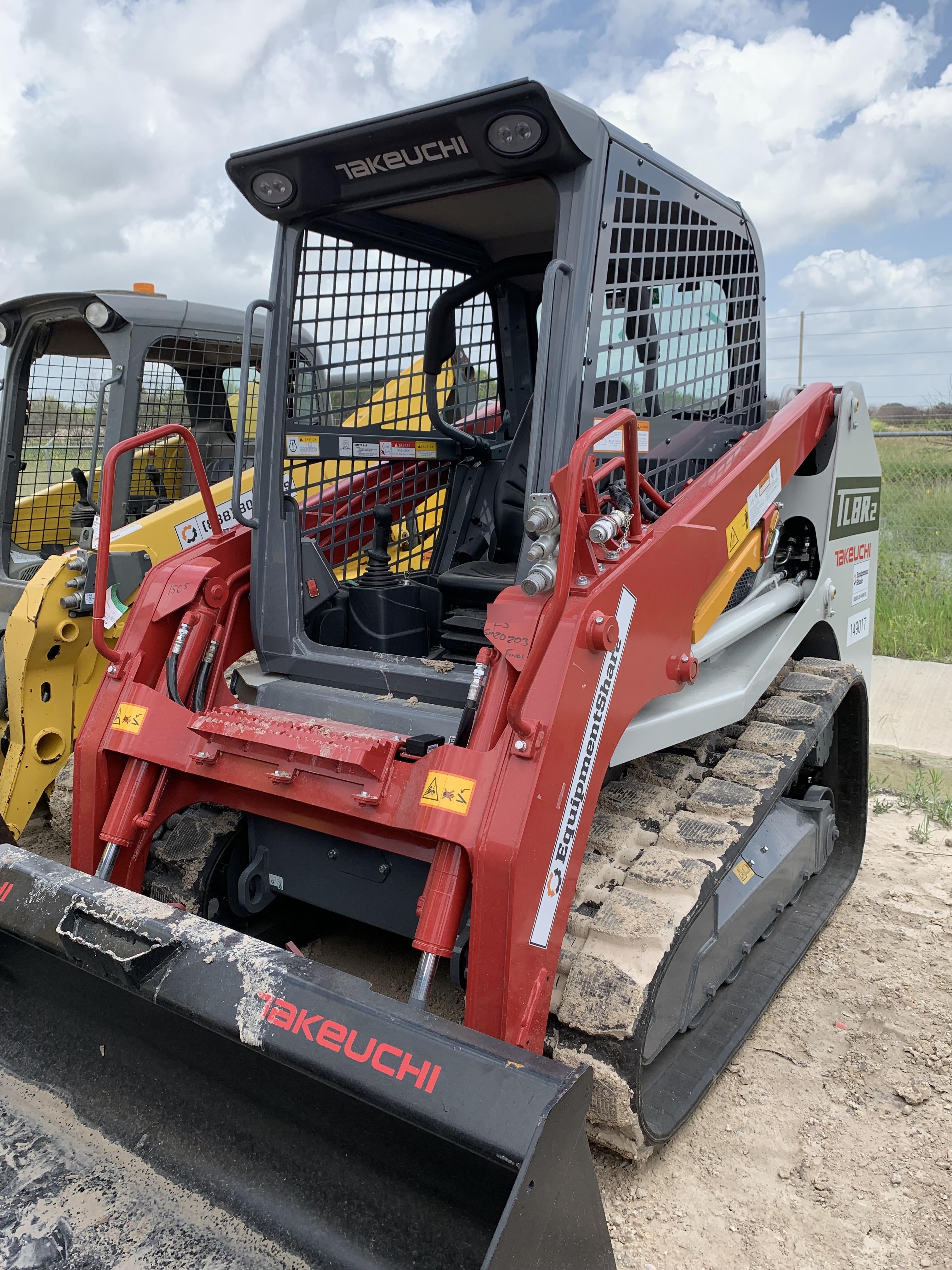 2021 TAKEUCHI TL8R2-R